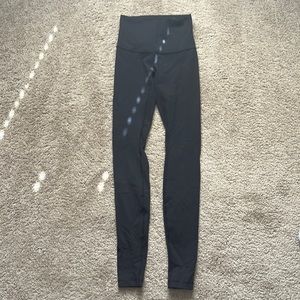 Black lululemon leggings